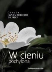 W cieniu pochylona