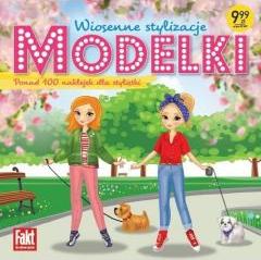 Modelki. Wiosenne stylizacje